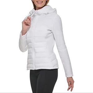 NWT Calvin Klein Women's Light-Weight Hooded Puffer Jacket - Size Large